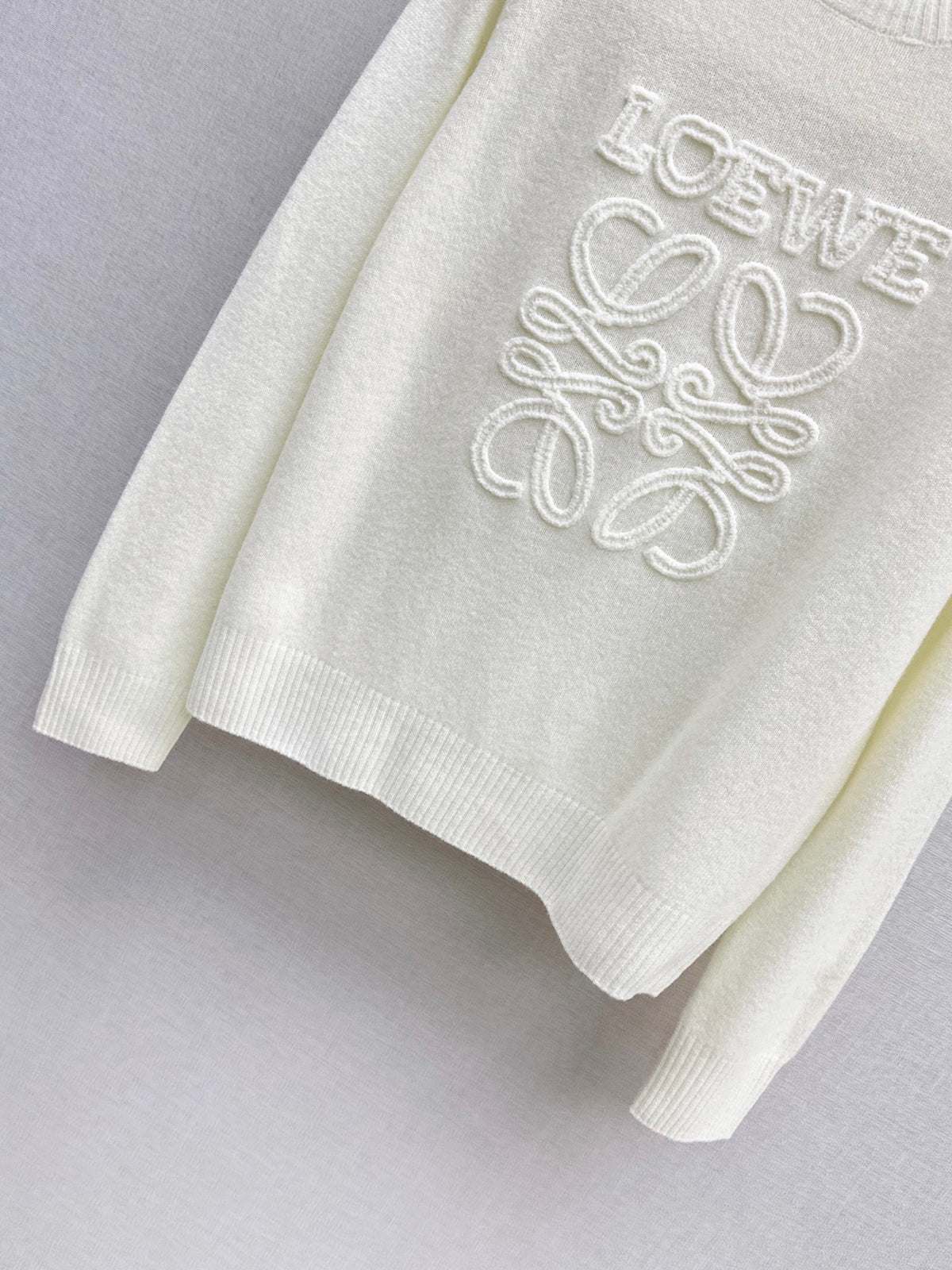 26New Early Autumn Logo-Embroidered Knit Pullover