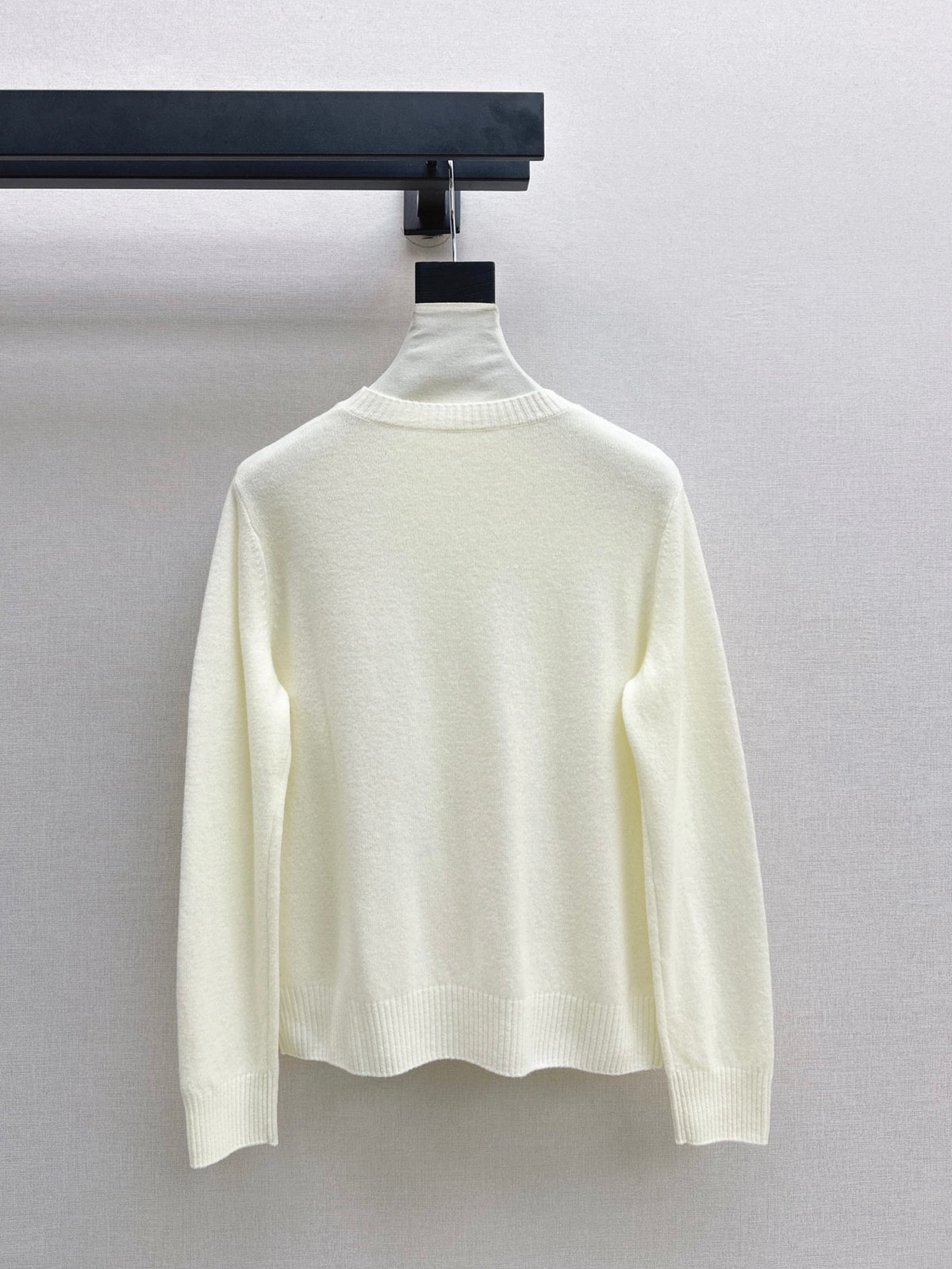 26New Early Autumn Logo-Embroidered Knit Pullover