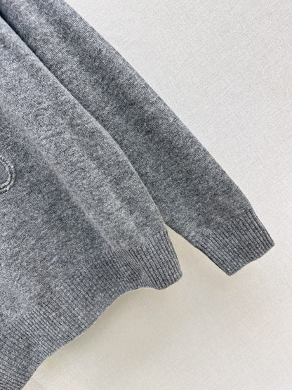 26New Early Autumn Logo-Embroidered Knit Pullover