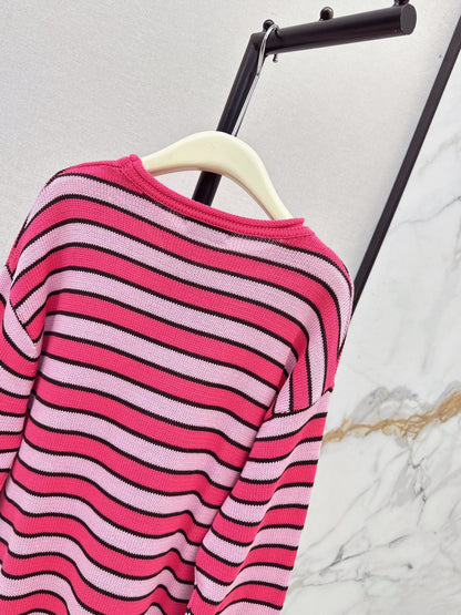 26Latest Autumn/Winter Loose-Fit Striped Sweater with Stick-Figure Motif