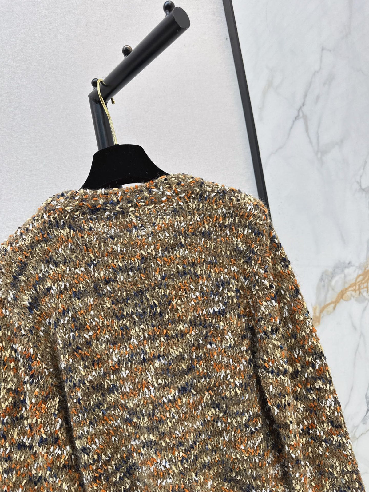 26New Early Autumn Custom-Knit Heathered Crew-Neck Sweater
