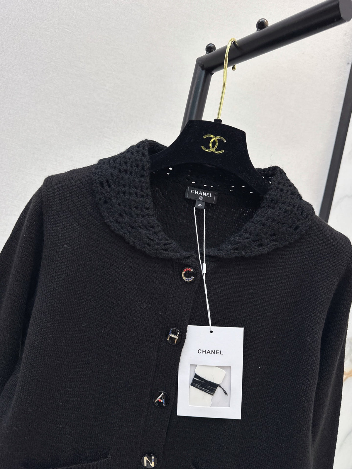 26Latest Autumn/Winter Crochet-Trim Collar Cardigan