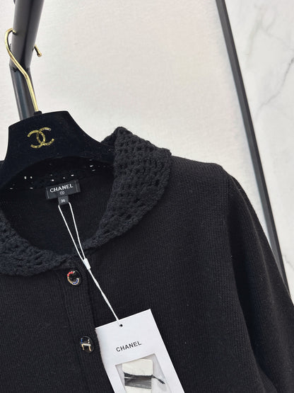 26Latest Autumn/Winter Crochet-Trim Collar Cardigan