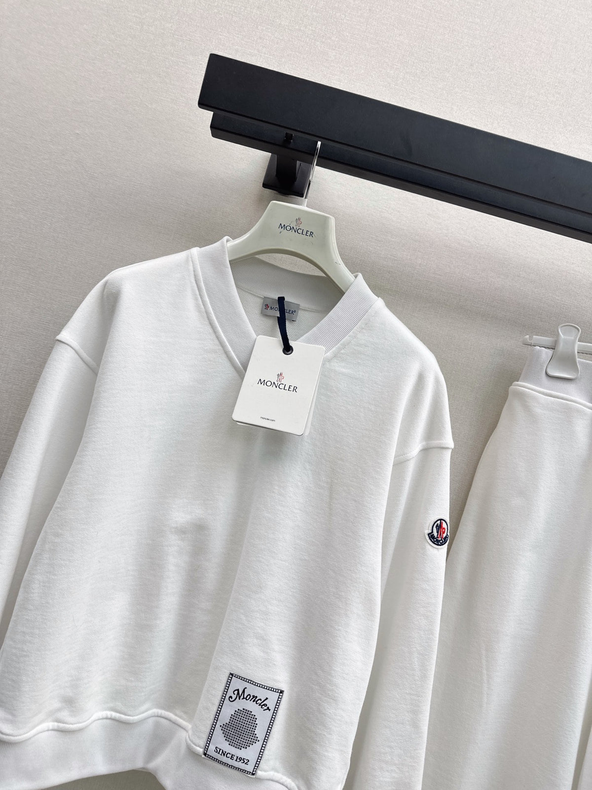 26Latest Casual Athleisure Set for Autumn/Winter