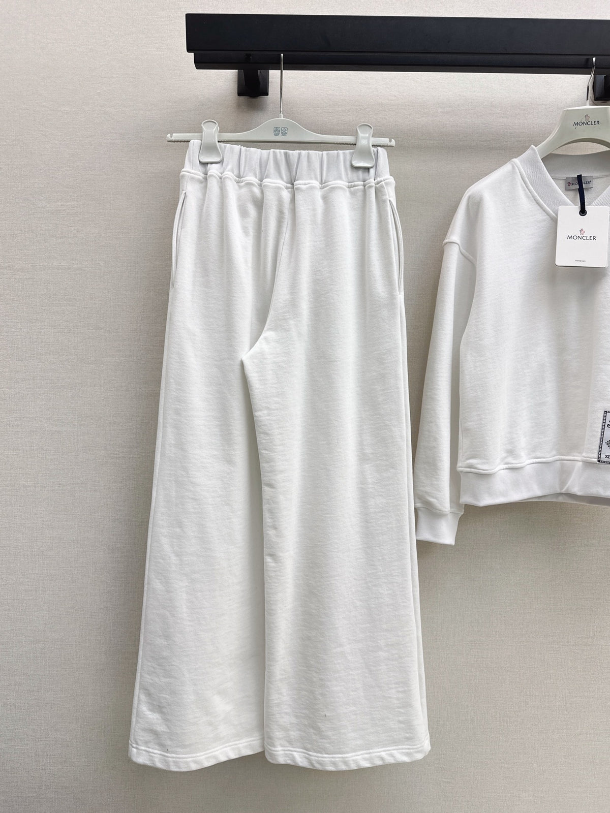 26Latest Casual Athleisure Set for Autumn/Winter