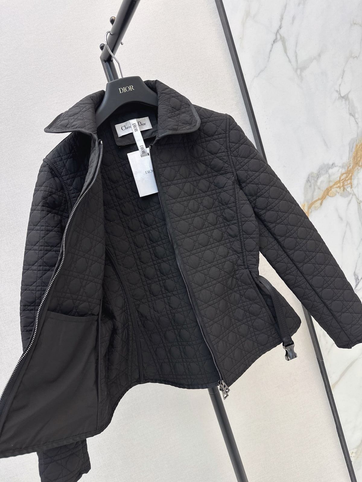 26Latest Autumn/Winter Quilted Jacket with Cannage Pattern
