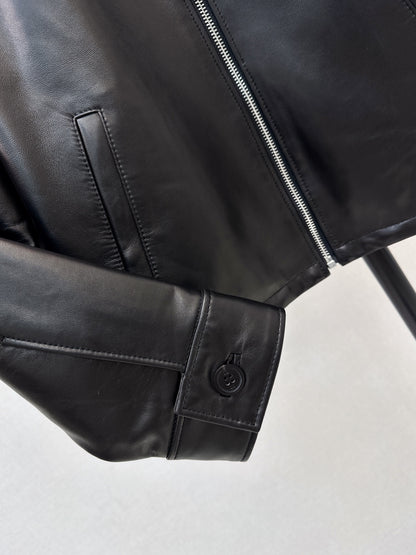26Latest Autumn/Winter Leather Jacket with Lapel and Embossed Logo Detail