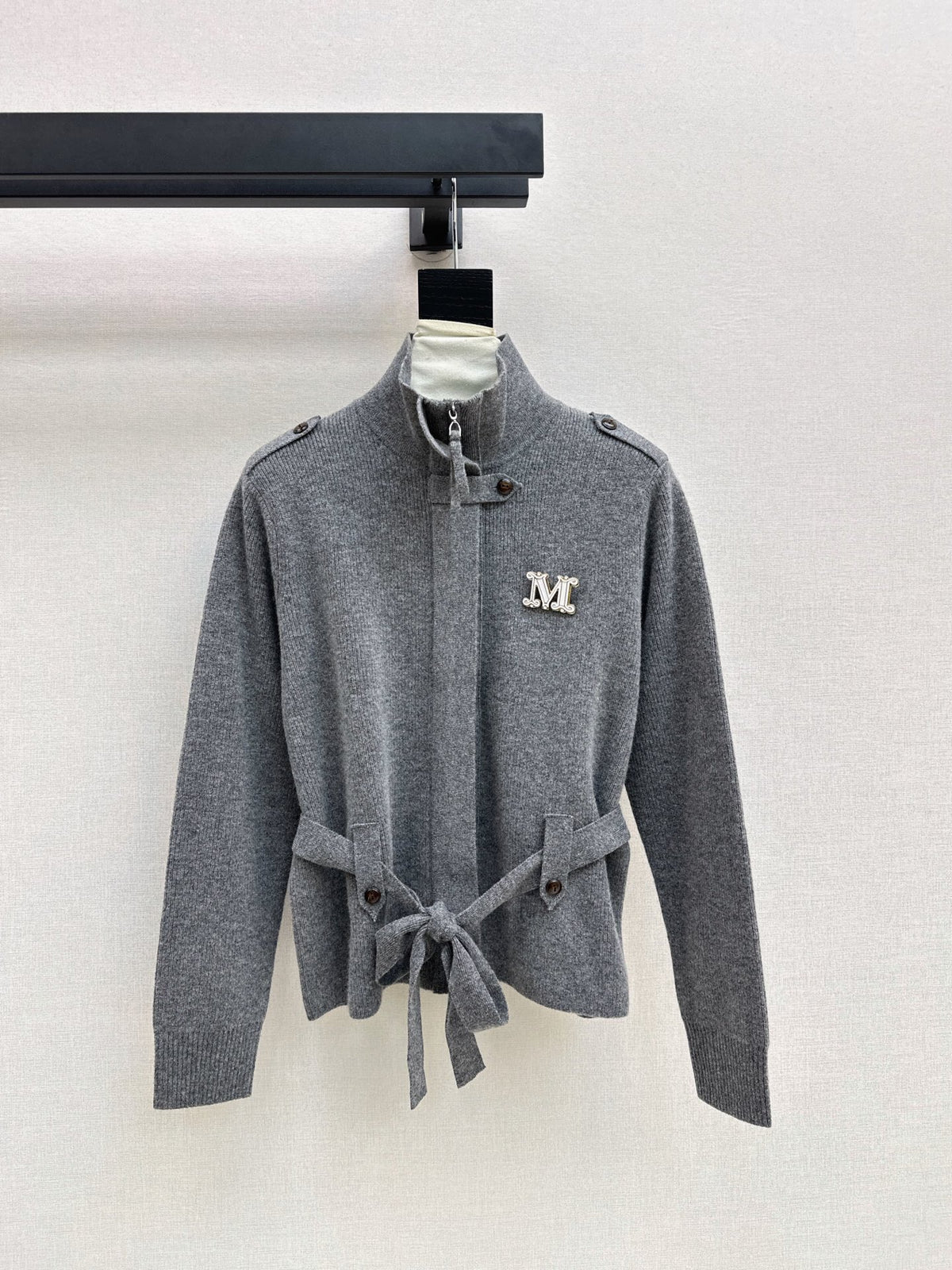 26Early Autumn New Arrival: Logo-Embellished Stand-Collar Cardigan