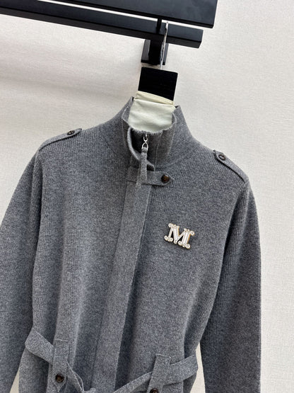 26Early Autumn New Arrival: Logo-Embellished Stand-Collar Cardigan