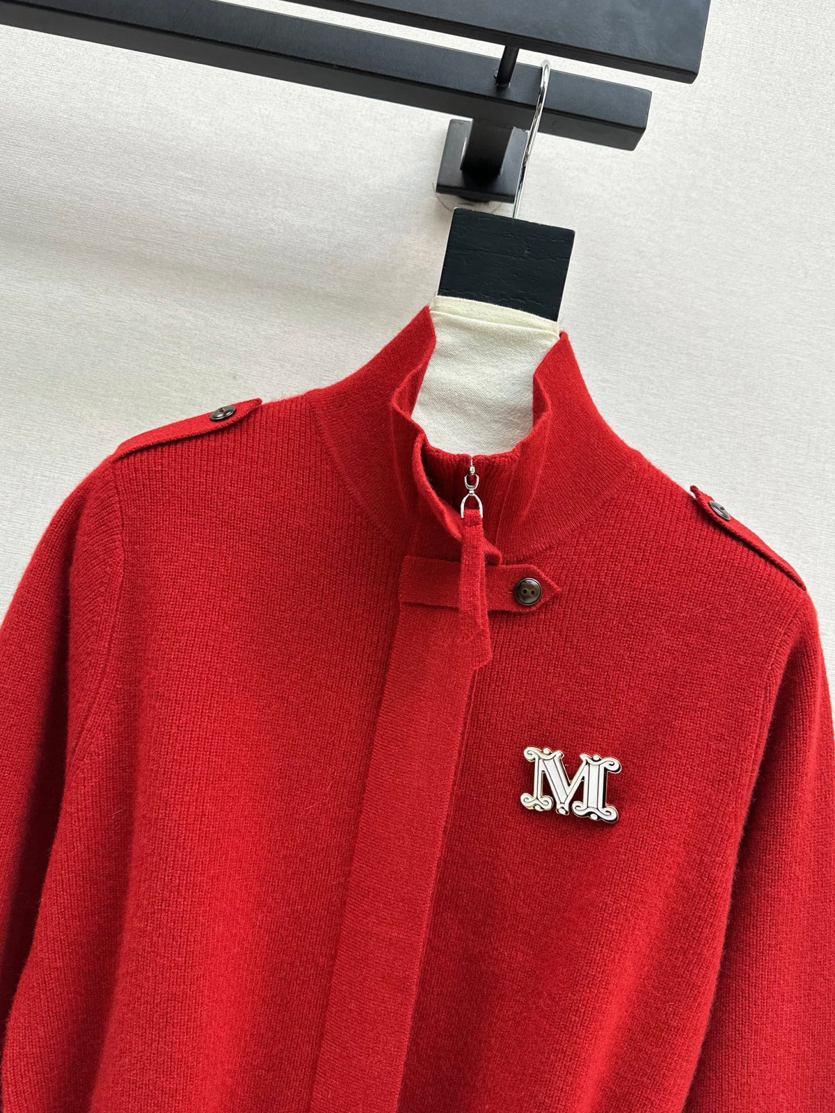 26Early Autumn New Arrival: Logo-Embellished Stand-Collar Cardigan
