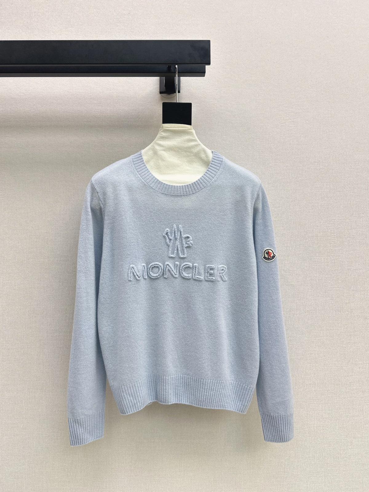 26Latest Early Autumn Logo-Embroidered Knit Pullover
