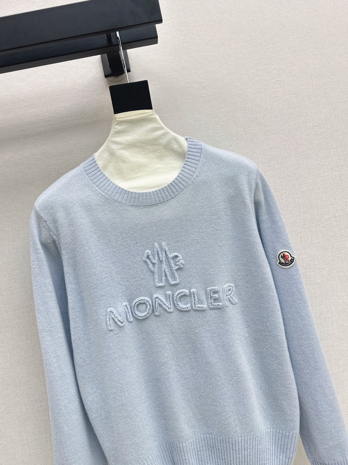 26Latest Early Autumn Logo-Embroidered Knit Pullover