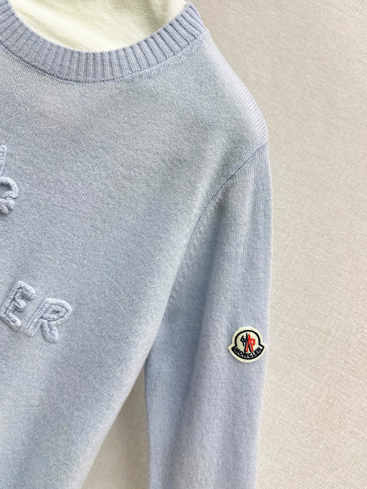 26Latest Early Autumn Logo-Embroidered Knit Pullover