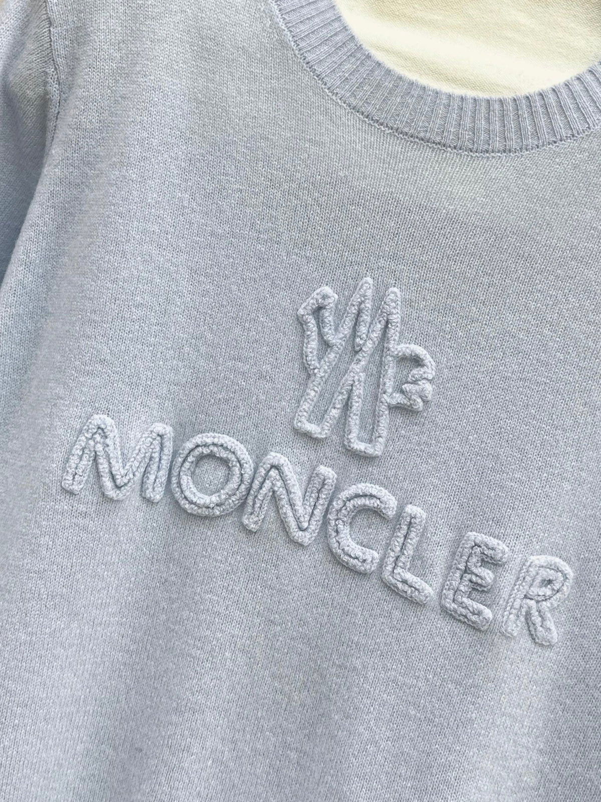 26Latest Early Autumn Logo-Embroidered Knit Pullover