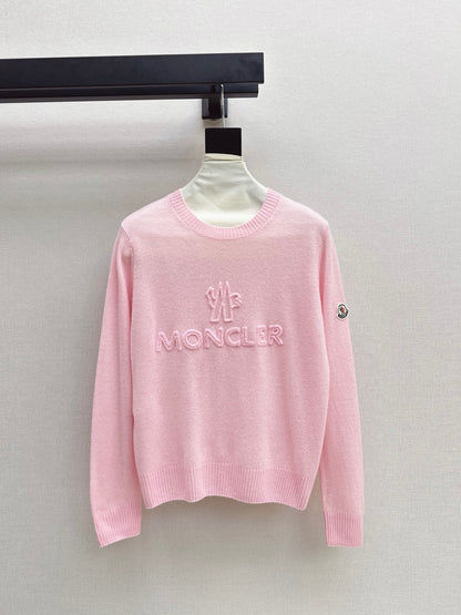 26Latest Early Autumn Logo-Embroidered Knit Pullover