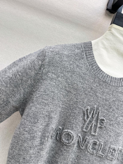 26Latest Early Autumn Logo-Embroidered Knit Pullover