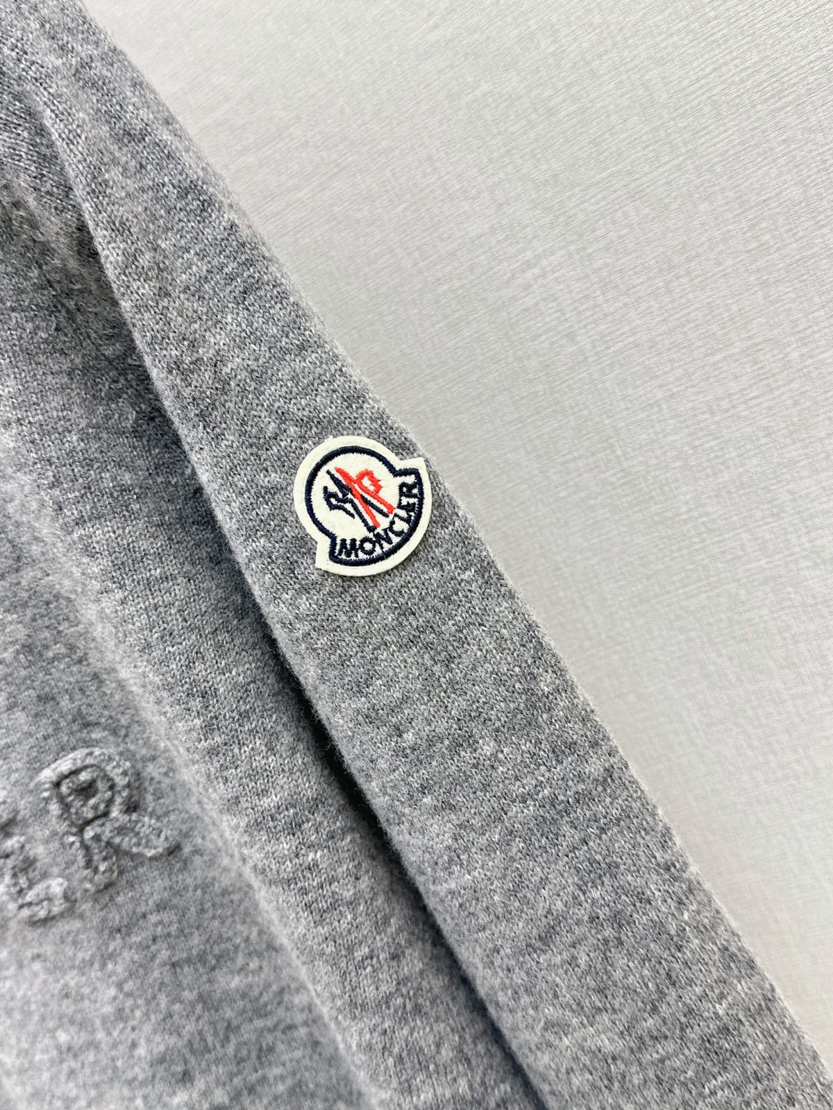 26Latest Early Autumn Logo-Embroidered Knit Pullover