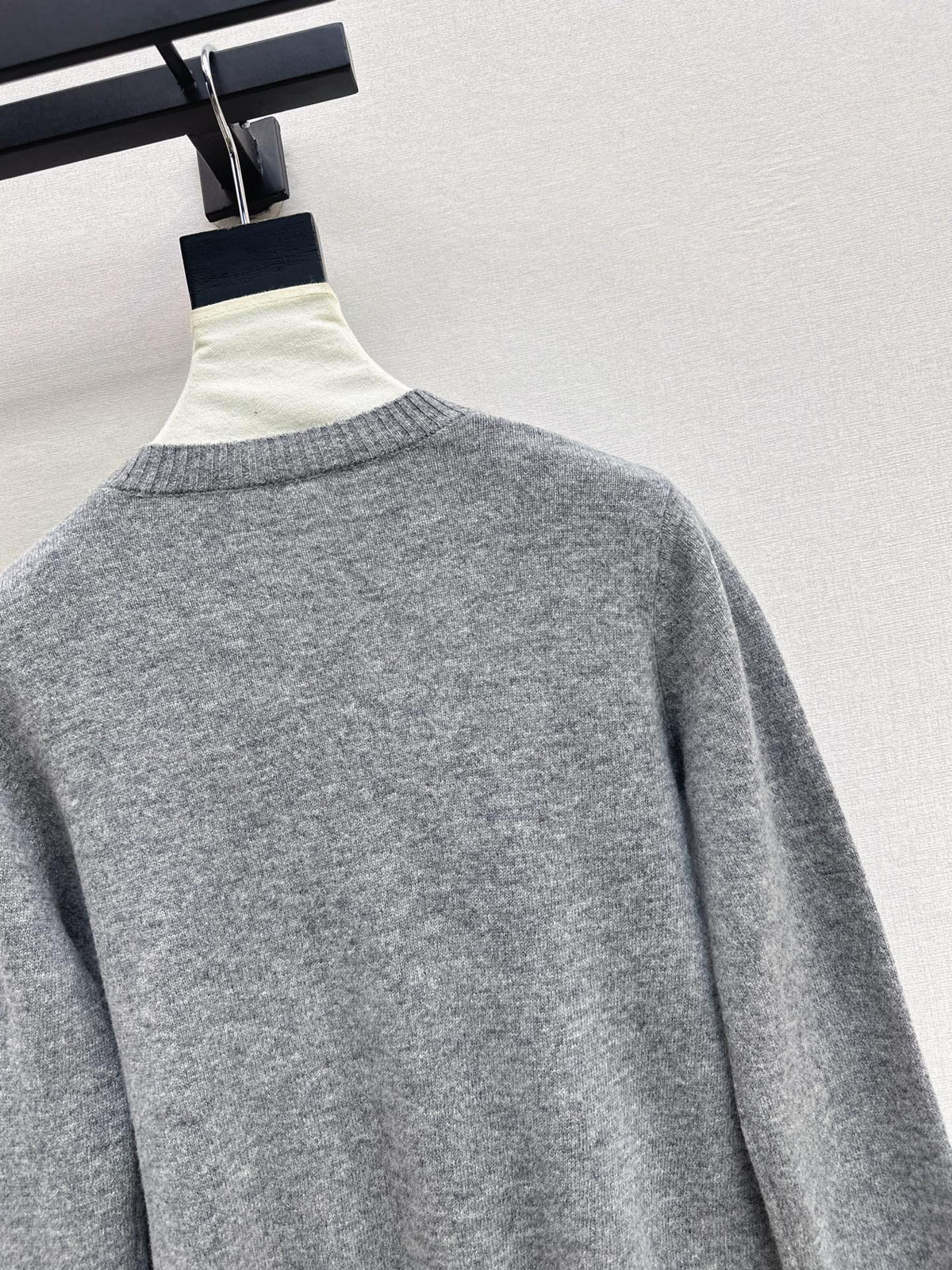 26Latest Early Autumn Logo-Embroidered Knit Pullover