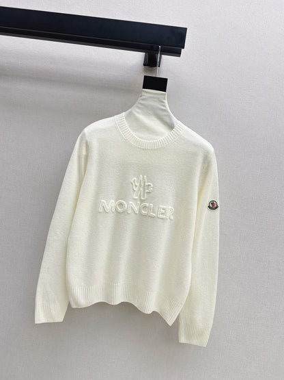 26Latest Early Autumn Logo-Embroidered Knit Pullover