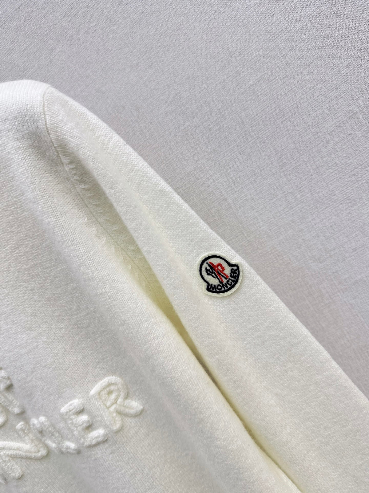 26Latest Early Autumn Logo-Embroidered Knit Pullover