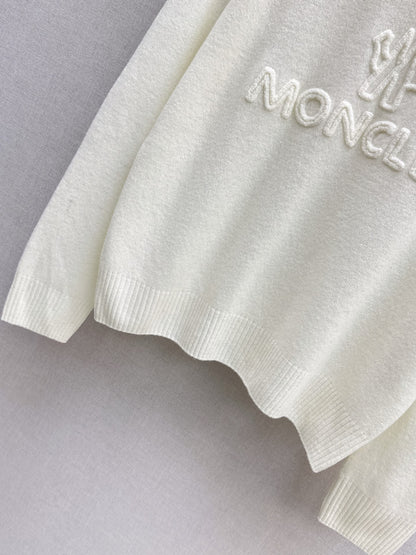 26Latest Early Autumn Logo-Embroidered Knit Pullover