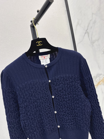 26Latest Autumn/Winter Vintage Crew-Neck Knit Cardigan