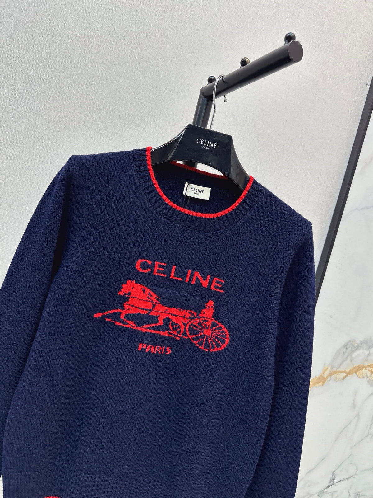 26Latest Autumn/Winter Color-Block Carriage-Motif Long-Sleeve Knit Pullover