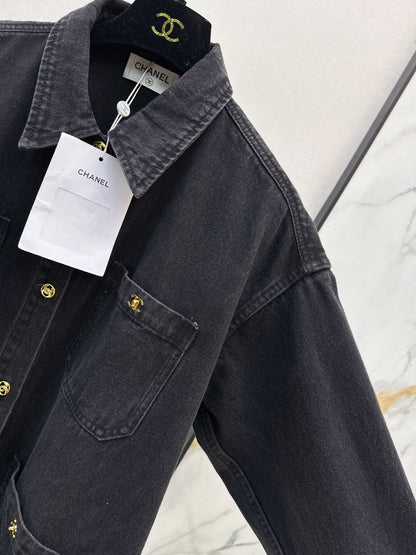 26Latest Autumn/Winter "Coco Girl" Style: Vintage-Wash Denim Jacket with Shirt Collar
