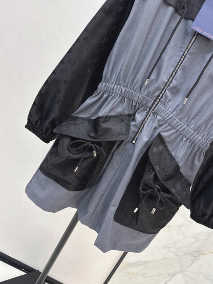 26Latest Autumn/Winter Color-Block Hooded Drawstring Dress
