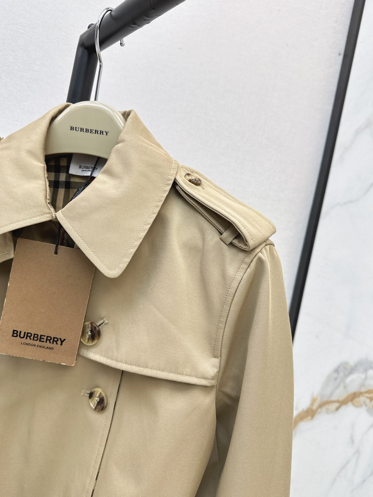 26Latest Classic Double-Breasted Short Trench Coat for Autumn/Winter
