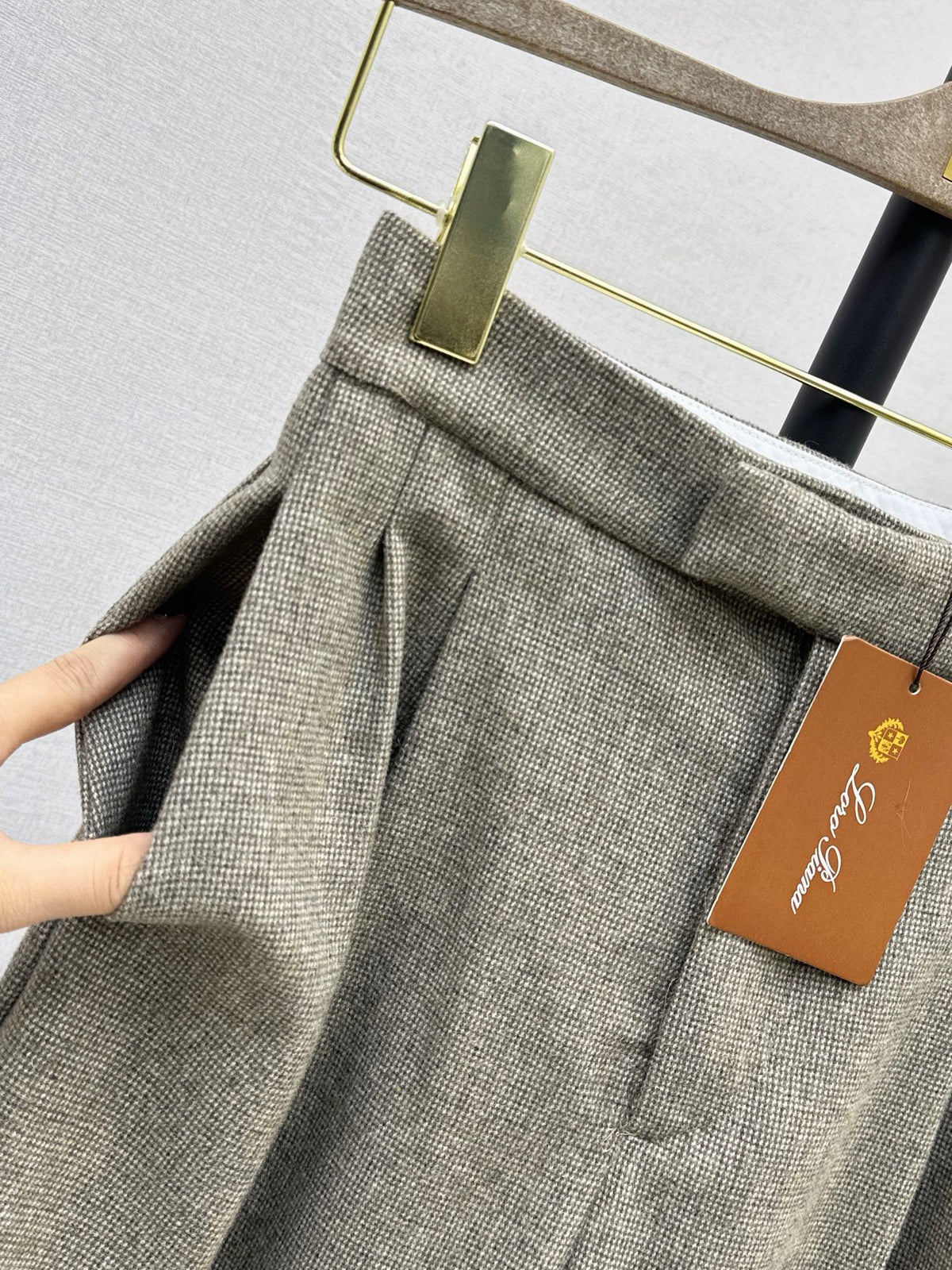 26Latest Autumn/Winter Plaid Trousers: Sophisticated, Stylish, and Sharp
