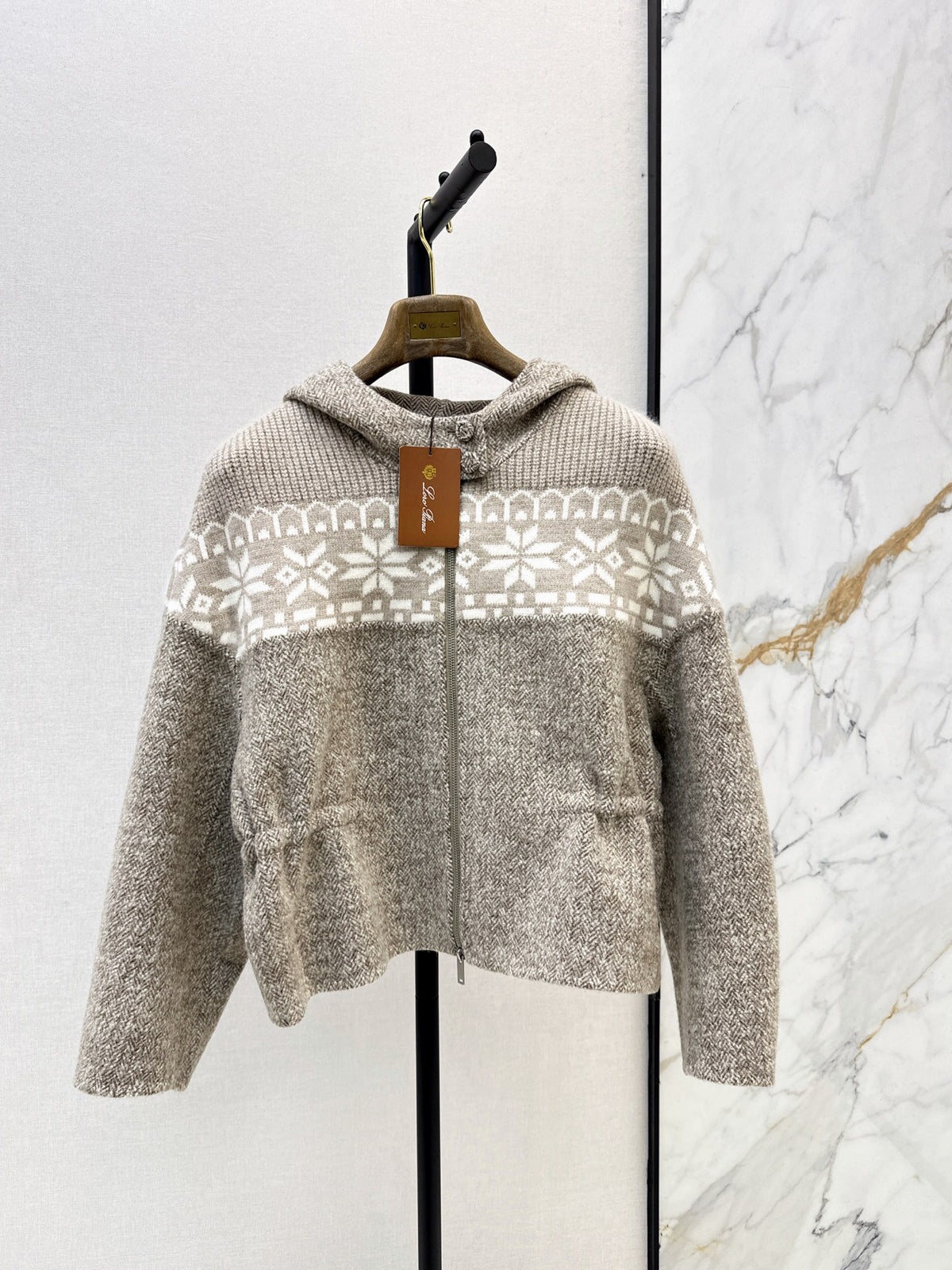 26Latest Autumn/Winter "Old Money" Style Reversible Wool-Blend & Snowflake-Pattern Knit Jacket