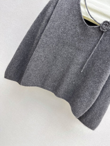 26Latest Autumn/Winter V-Neck Sweater with 3D Floral Embellishments