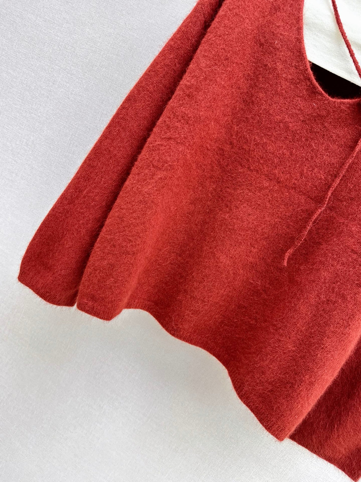 26Latest Autumn/Winter V-Neck Sweater with 3D Floral Embellishments