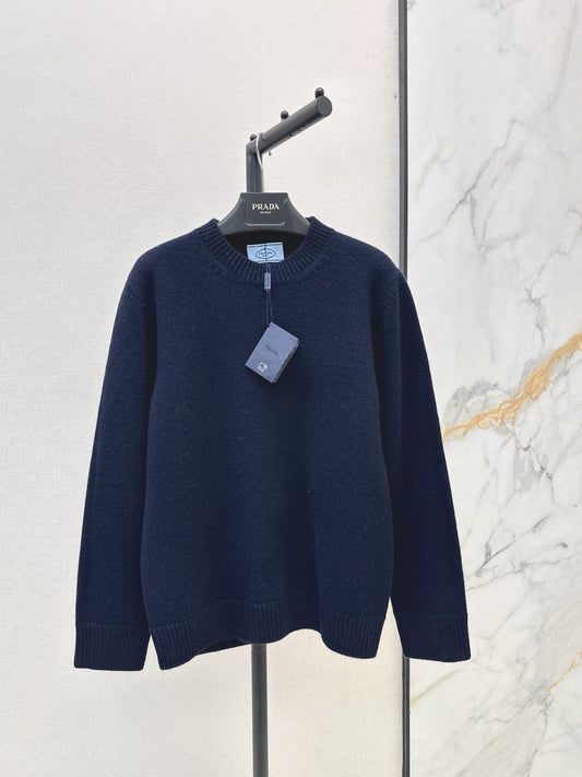 26Latest Autumn/Winter Crew-Neck Knit Sweater with Suede-Finish Elbow Patches