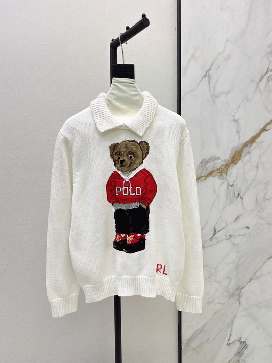 26Latest Autumn/Winter "faux-layered" collared sweatshirt featuring an American-style aesthetic and a 3D-effect teddy bear design.