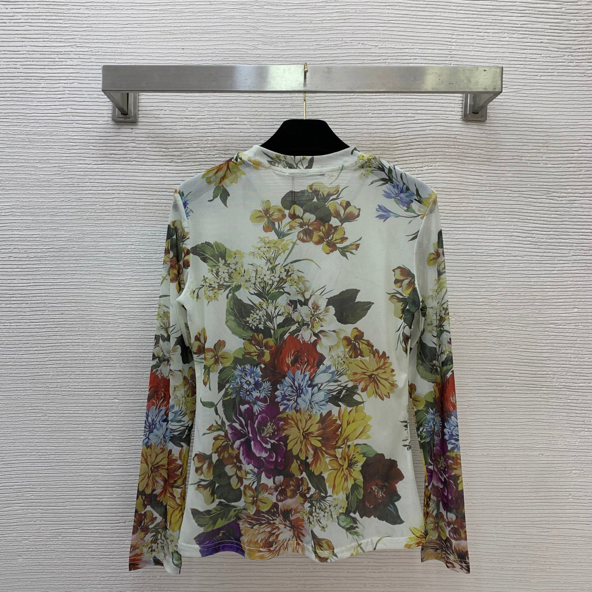 26New Collection: Stylish Two-Piece Set with Colorful Floral Prints