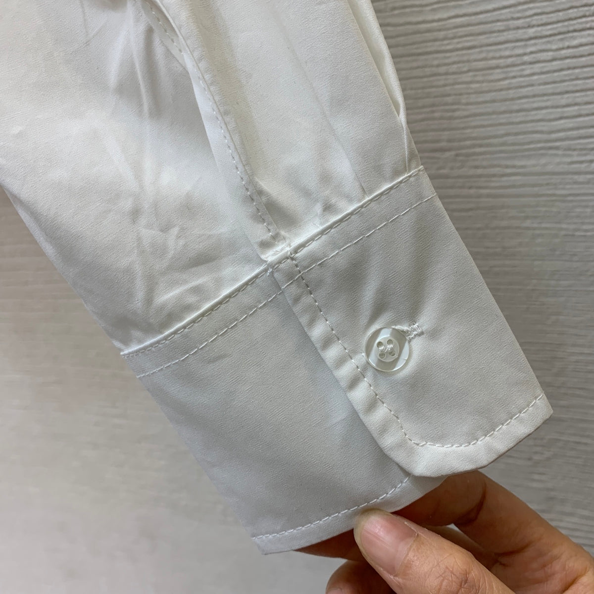 26New Polo-Collar Long-Sleeve Cropped Shirt/Top