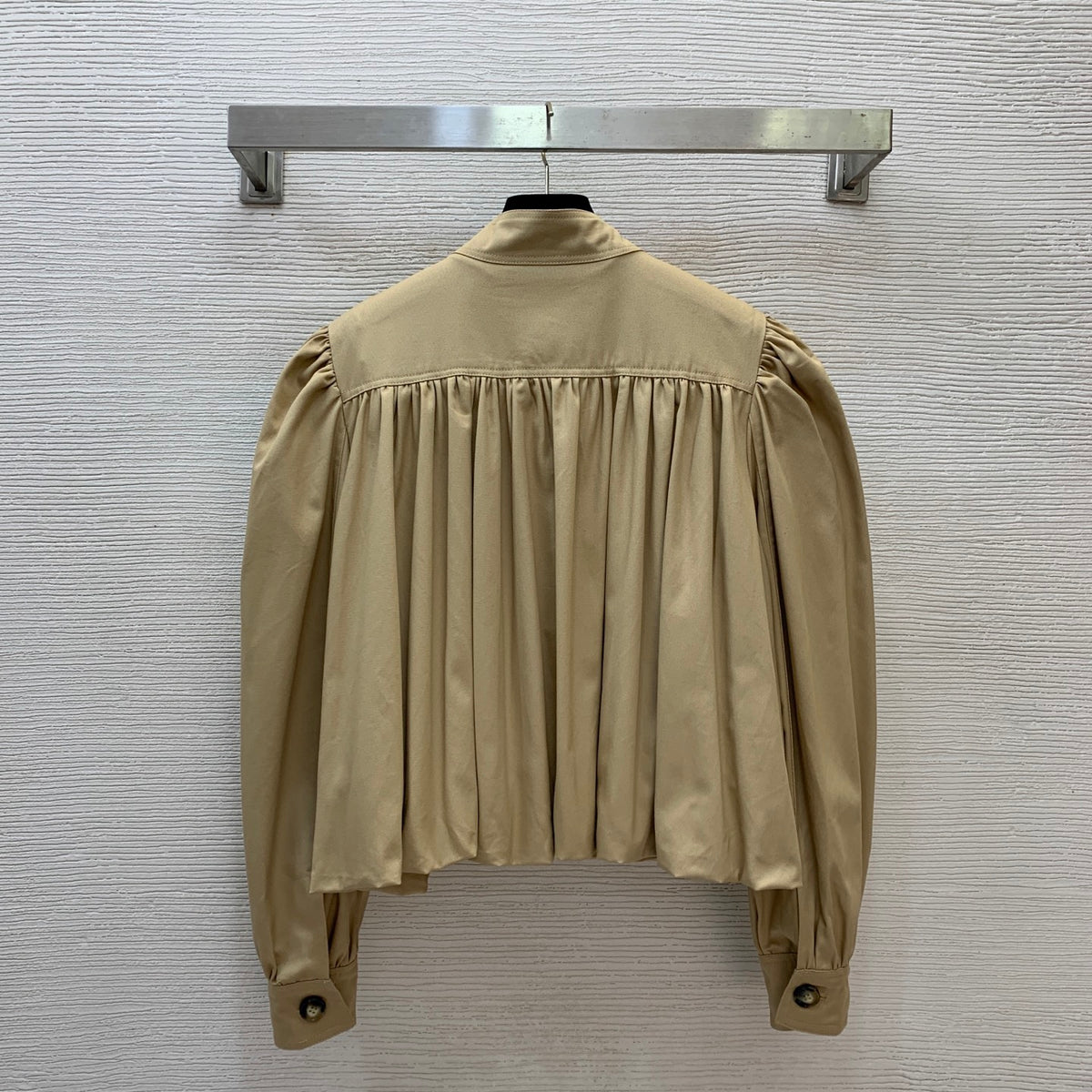 26New-Arrival Stand-Collar, Tulip-Style Long-Sleeve Jacket