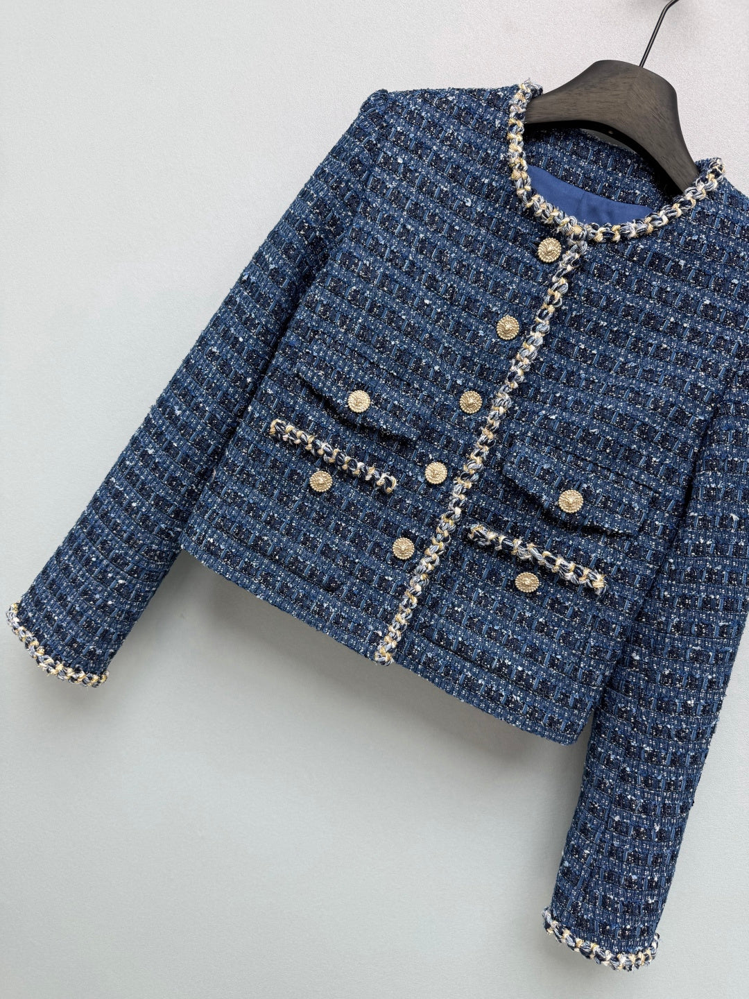 26New Cold-Toned Navy Jacket