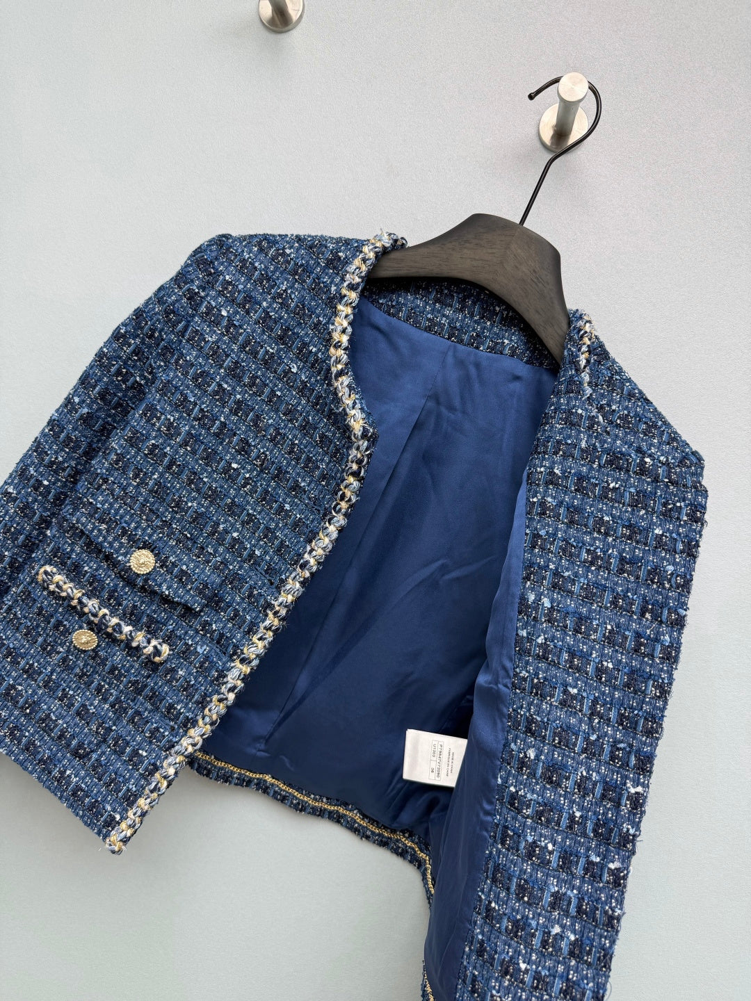26New Cold-Toned Navy Jacket