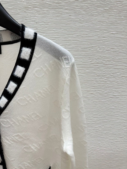 25 Spring and Autumn  Sleeve Cardigan