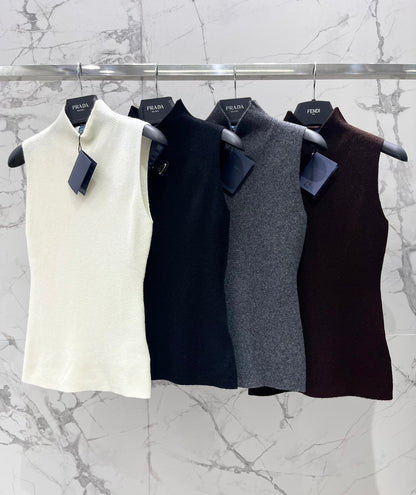25fw Half high neck triangular vest