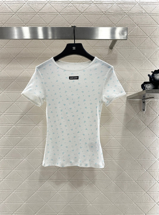 Round neck floral short sleeved shirt