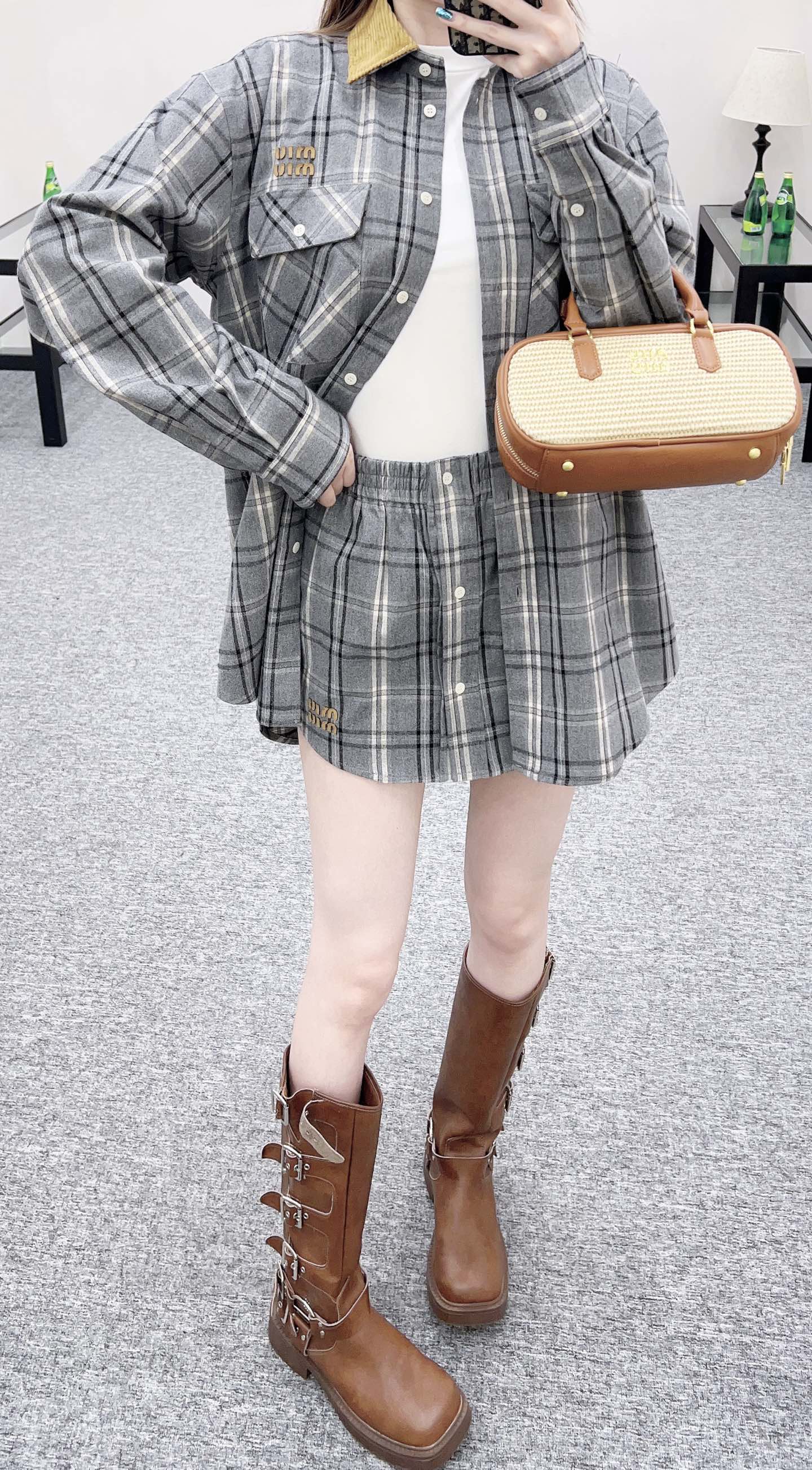 Pair plaid shirt