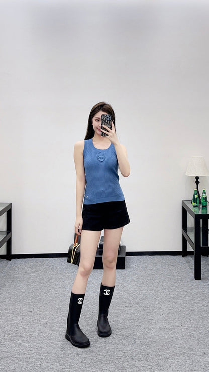 Knitted Vest