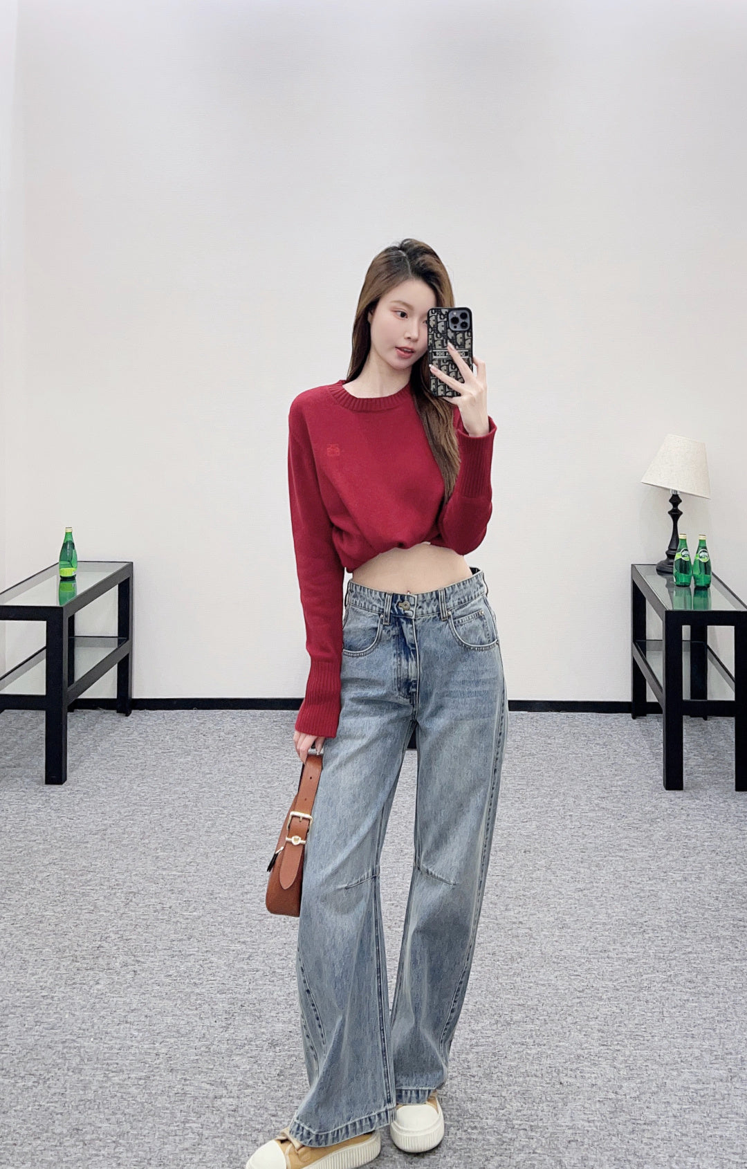 Pleated Curved Denim Pants