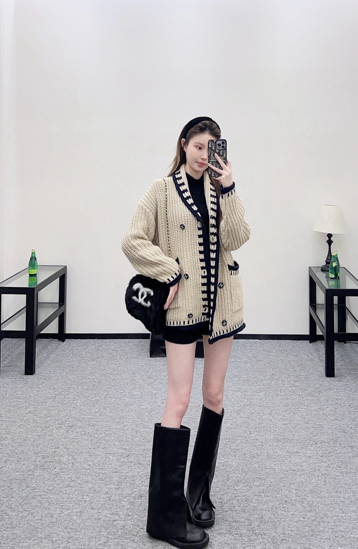 Color-blocked Collared Cardigan
