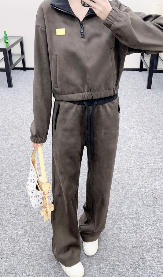 Half-Open Sweatshirt and Pants Set