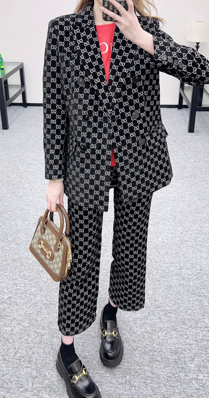 Jacquard Lapel Suit